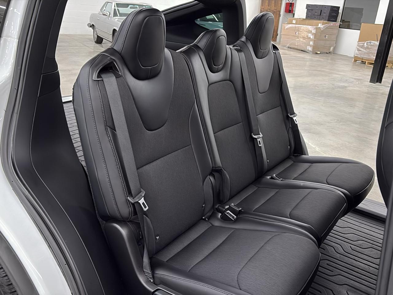 Tesla Model X 75D AWD 2018