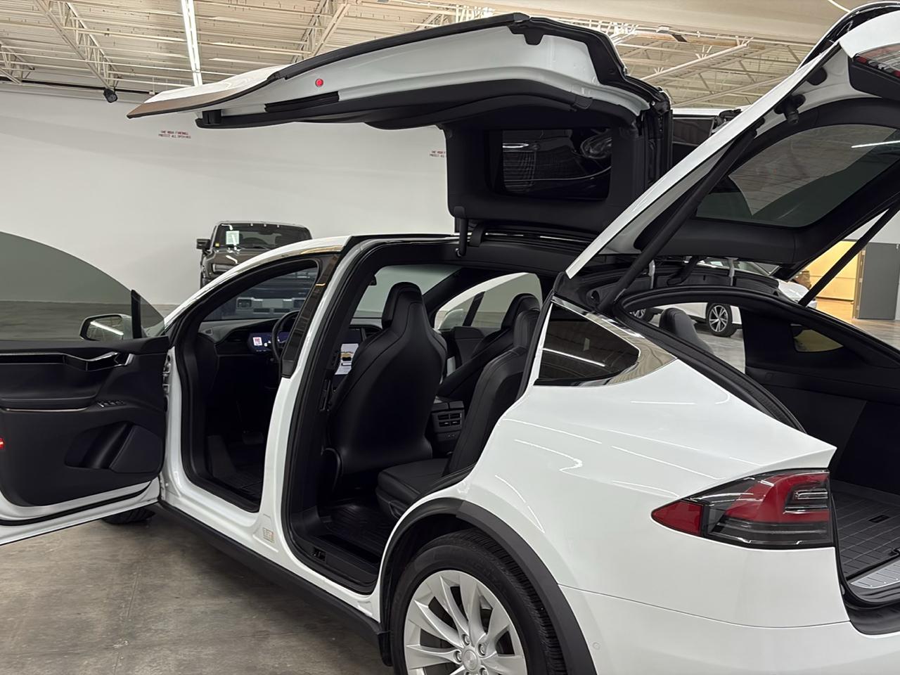 Tesla Model X 75D AWD 2018