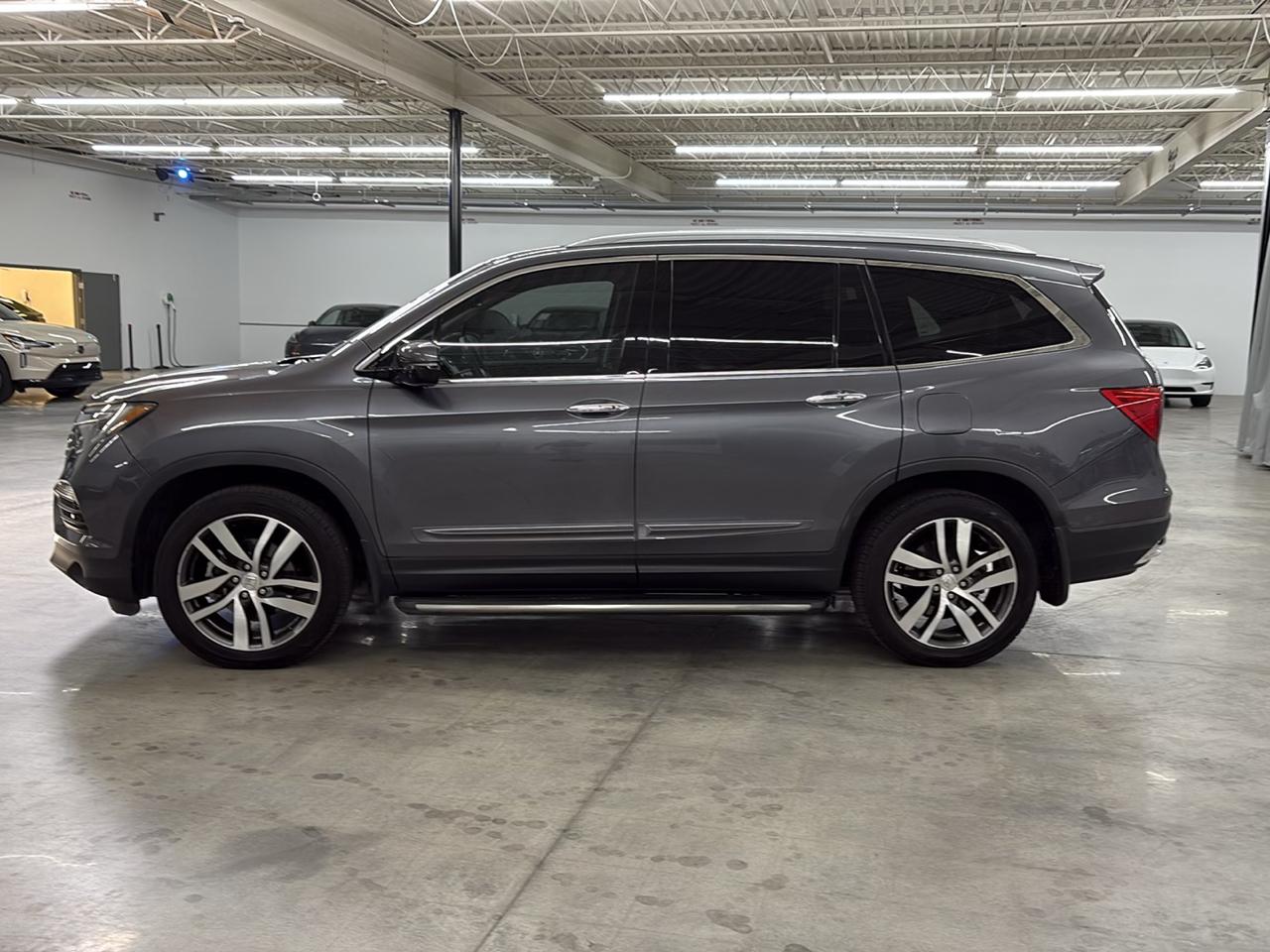 Honda Pilot Elite 4D SUV AWD 2016