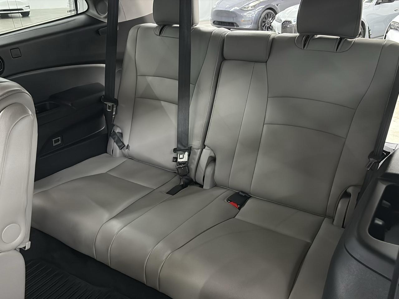 Honda Pilot Elite 4D SUV AWD 2016