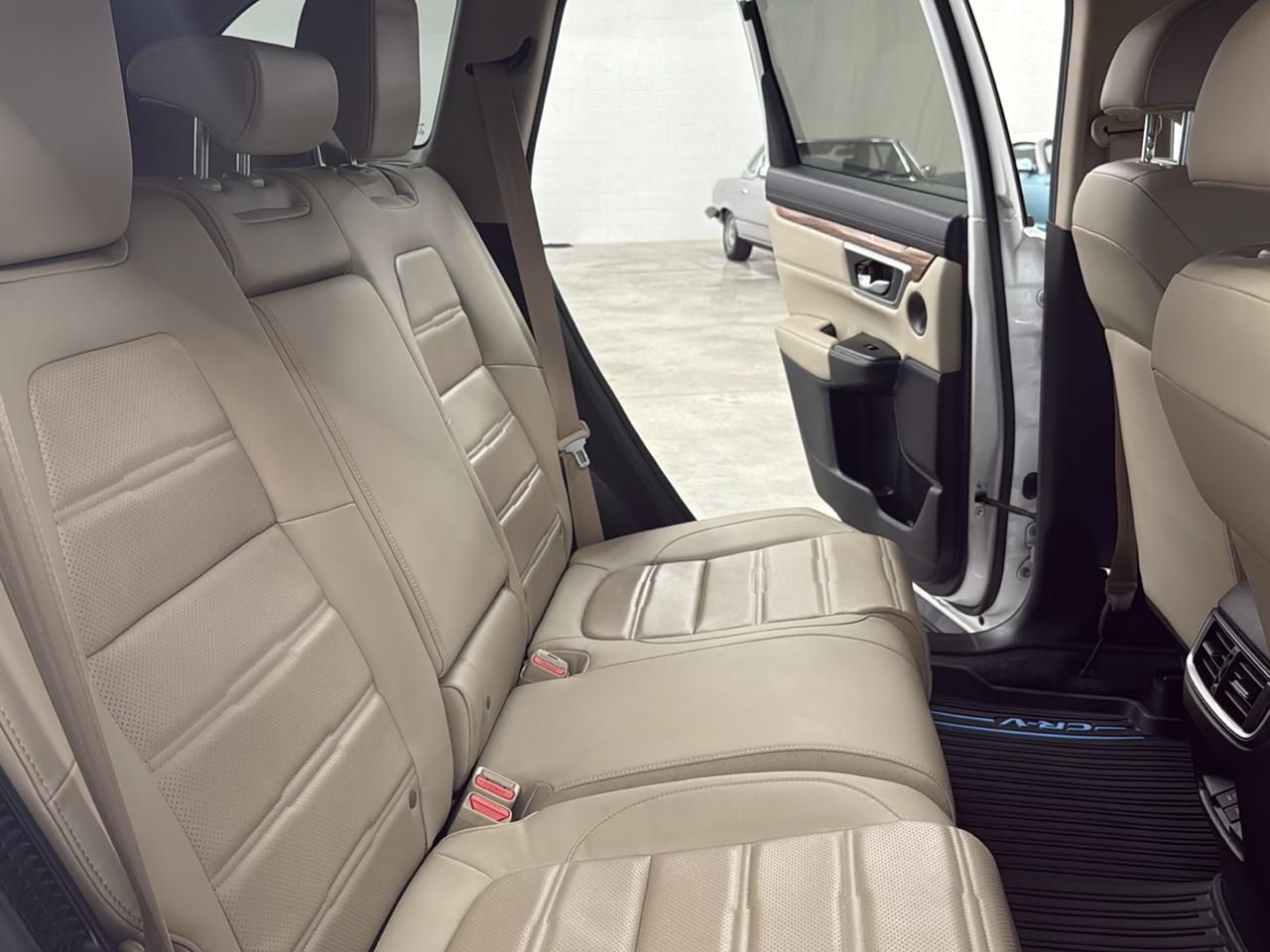 Honda CR-V Hybrid Touring AWD 2022