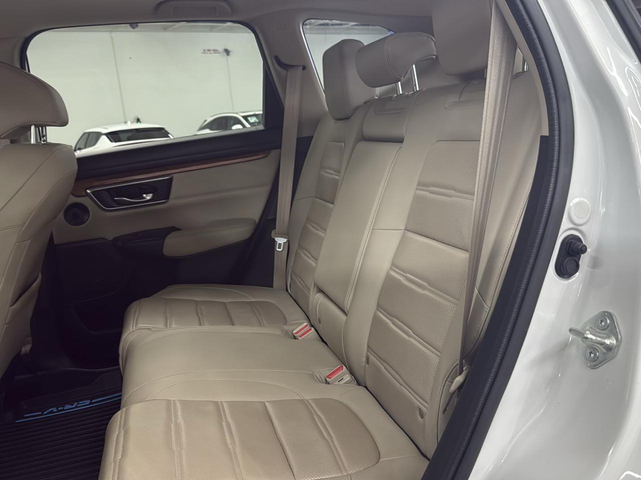 Honda CR-V Hybrid Touring AWD 2022