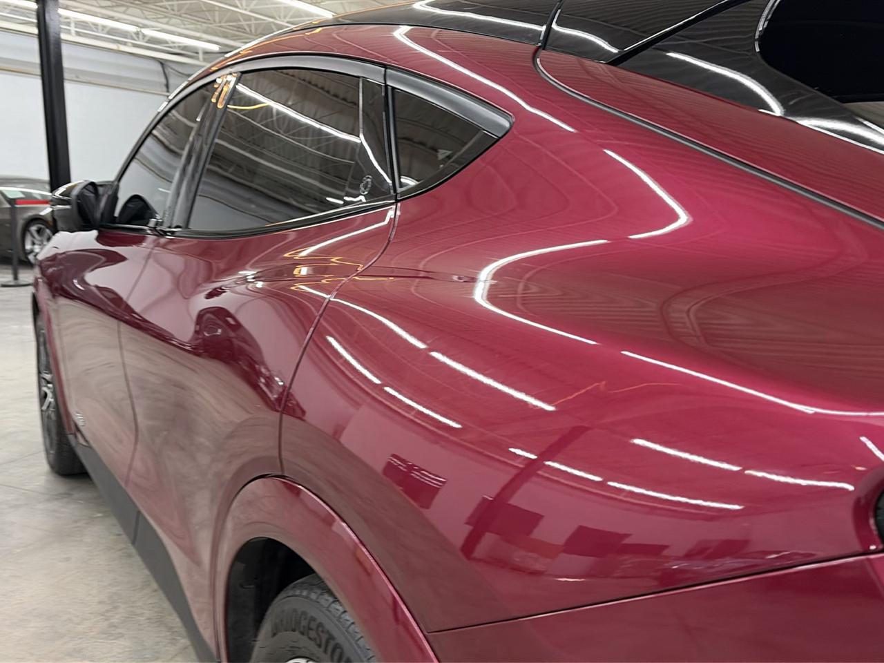 Ford Mustang Mach-E Premium AWD 2025