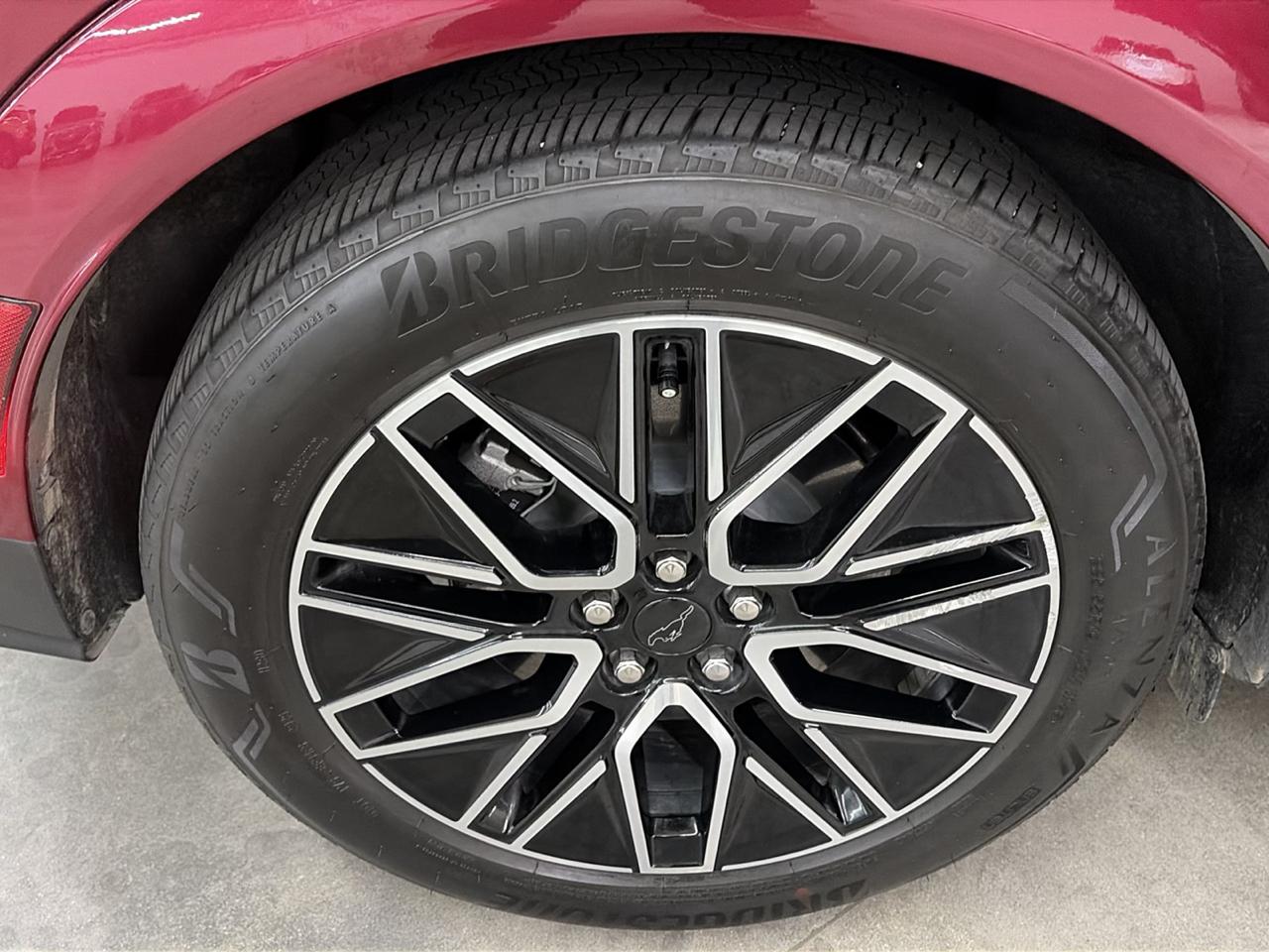 Ford Mustang Mach-E Premium AWD 2025
