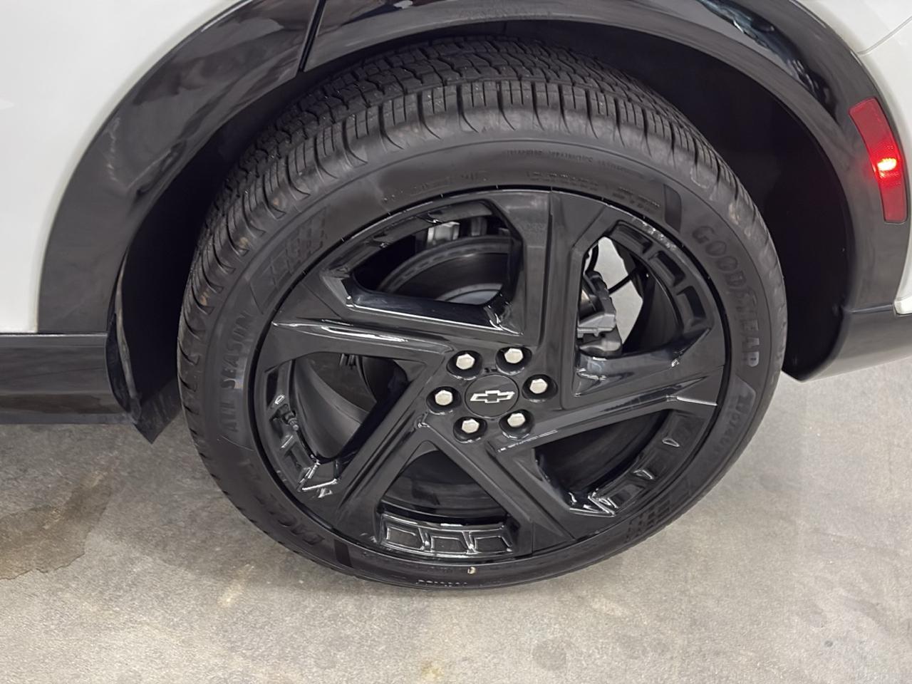 Chevrolet Equinox EV 4dr RS 2024