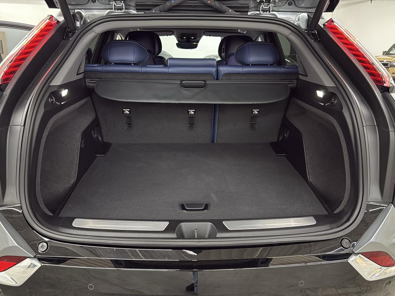 Cadillac OPTIQ Luxury 2 2025