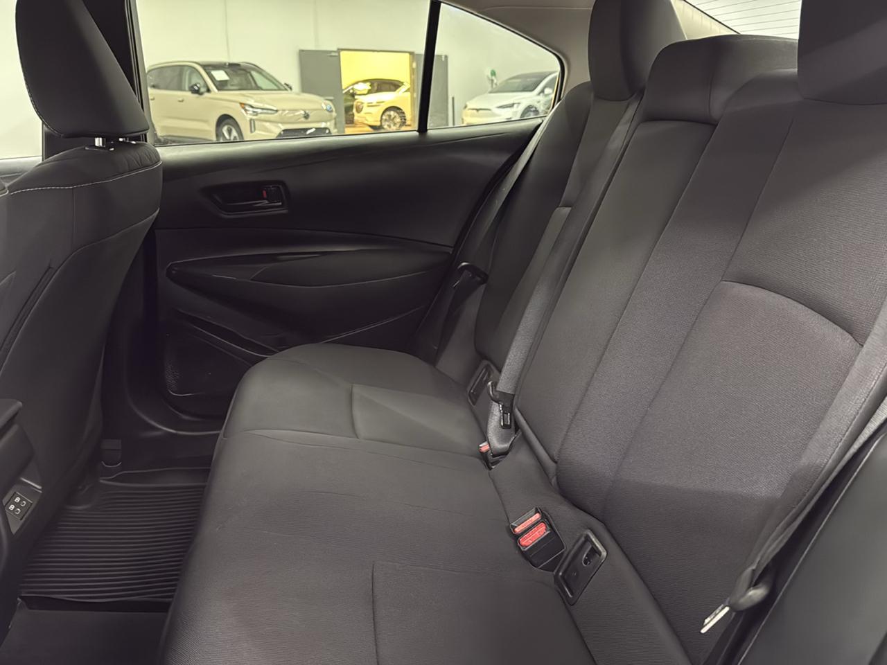 Toyota Corolla Hybrid LE FWD (Natl) 2025