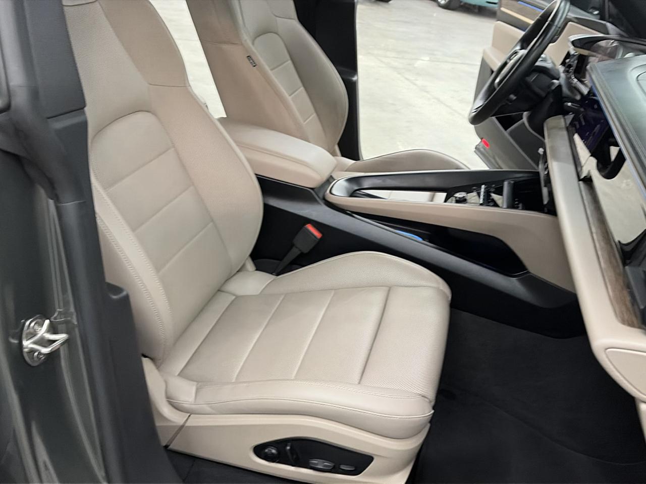 Porsche Macan Electric RWD 2025