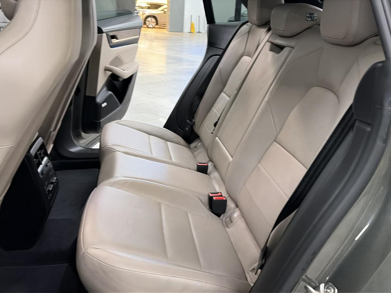 Porsche Macan Electric RWD 2025