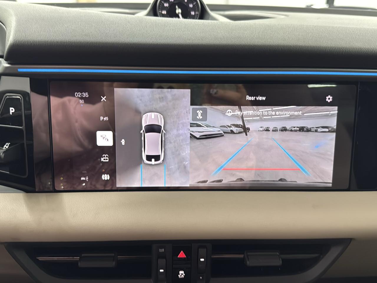 Porsche Macan Electric 4 AWD 2024