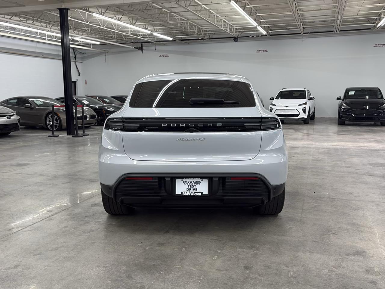 Porsche Macan Electric 4S AWD 2025