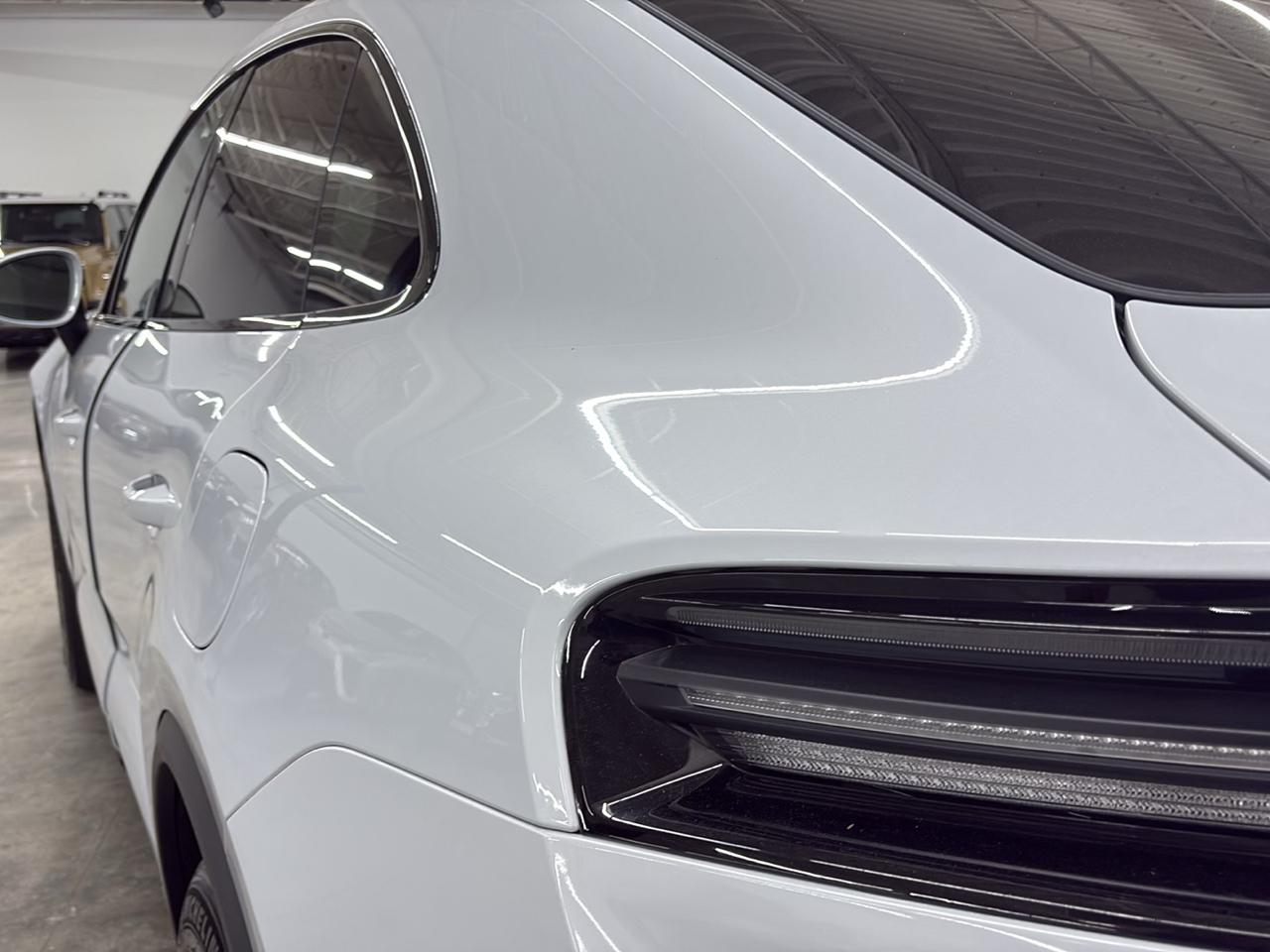 Porsche Macan Electric 4S AWD 2025