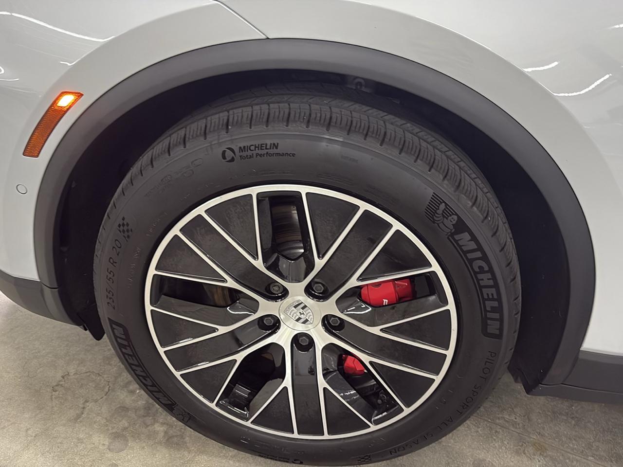 Porsche Macan Electric 4S AWD 2025
