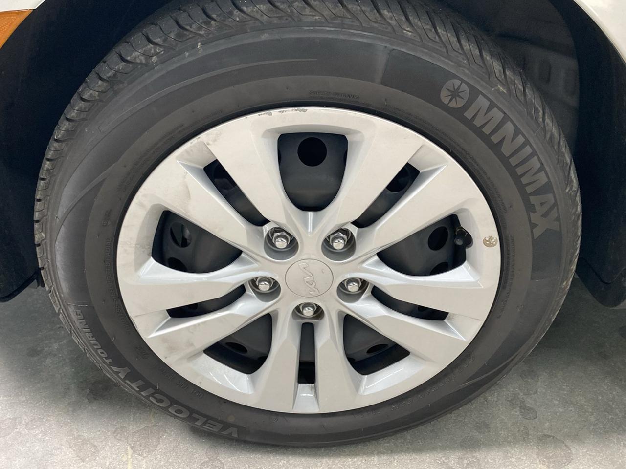 Kia Soul LX FWD 2025