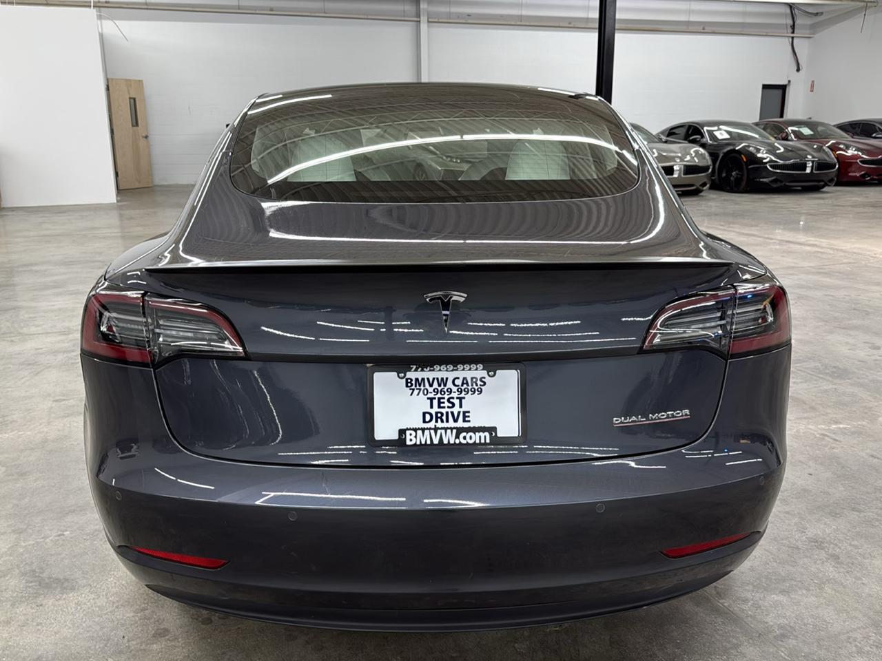 Tesla Model 3  2018