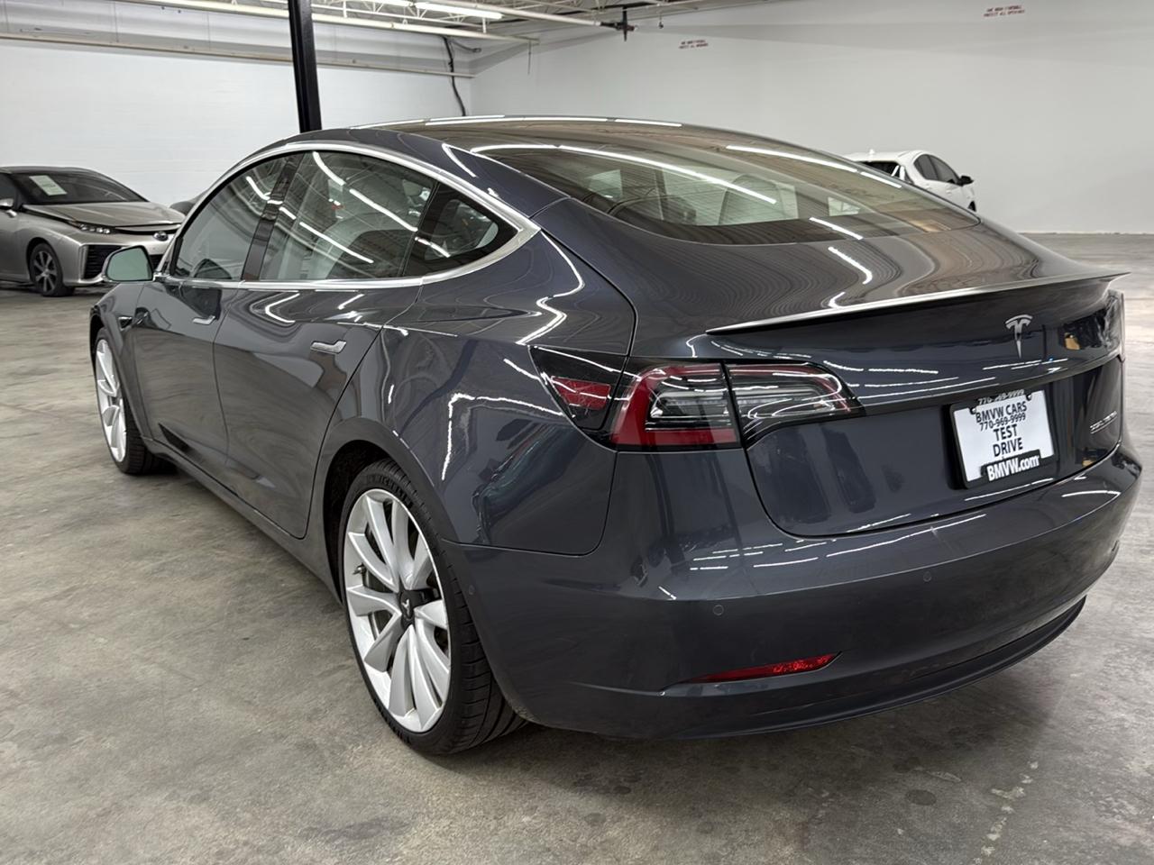 Tesla Model 3  2018