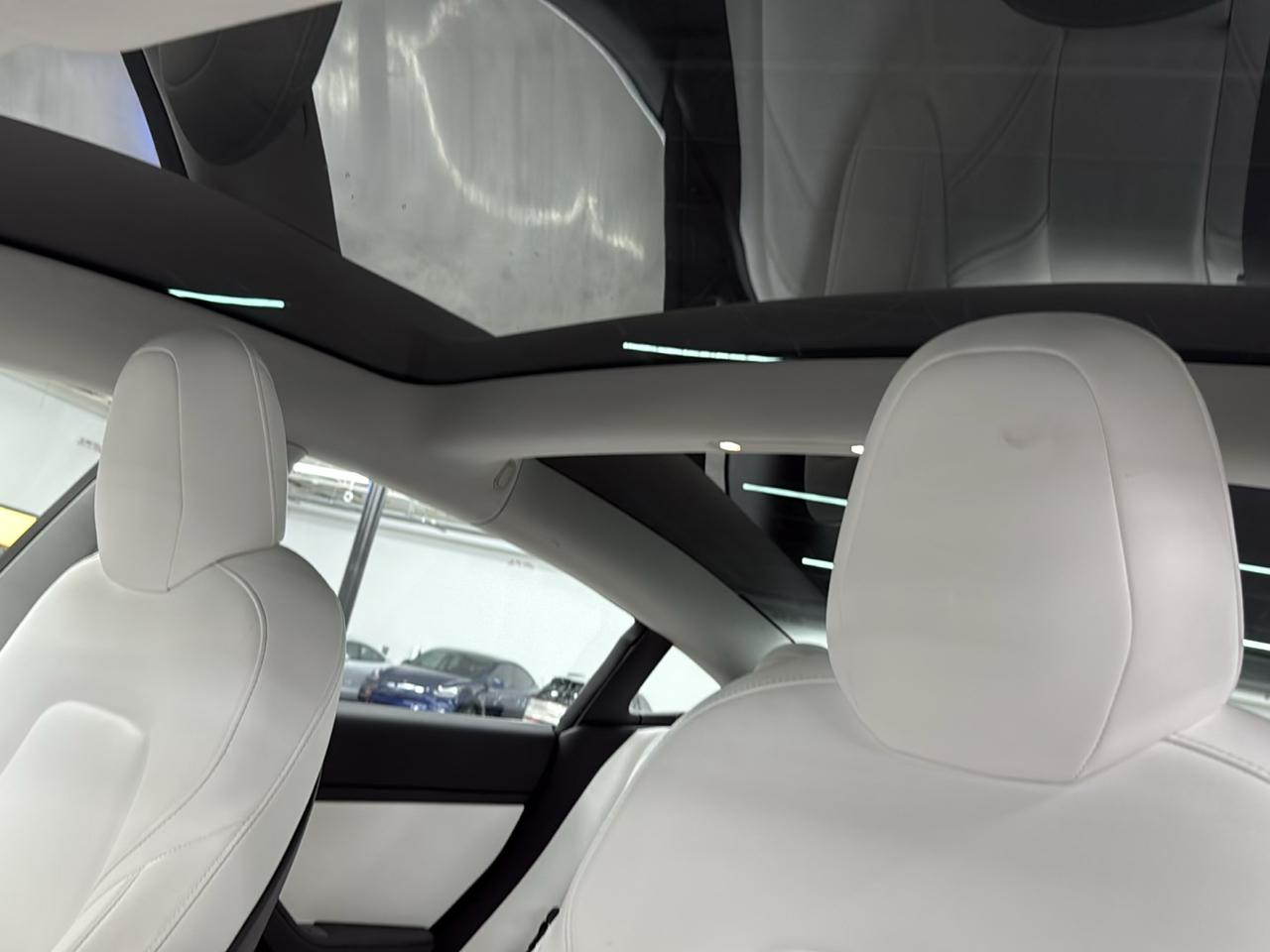 Tesla Model 3  2018