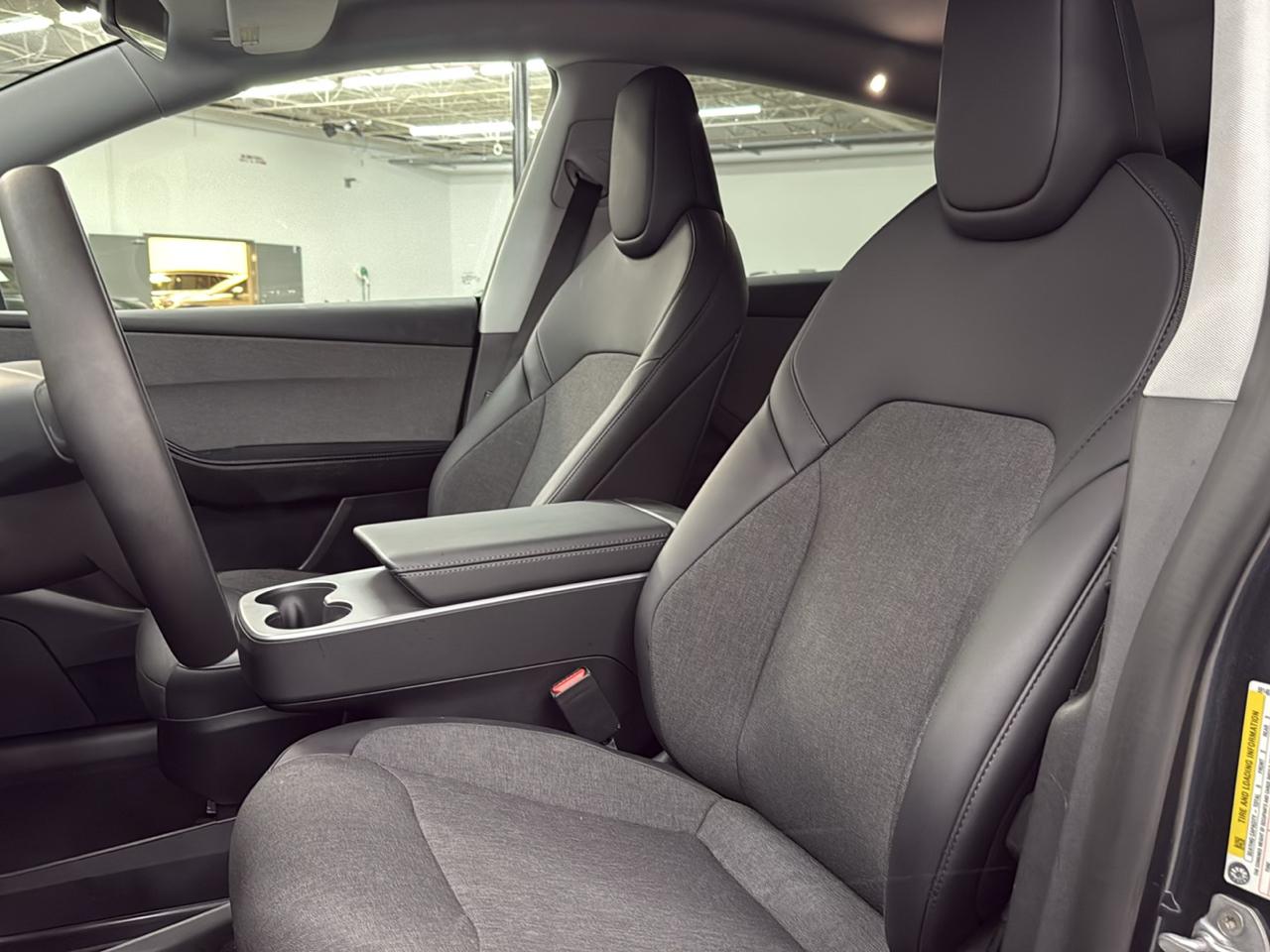 Tesla Model Y Premium RWD 2026