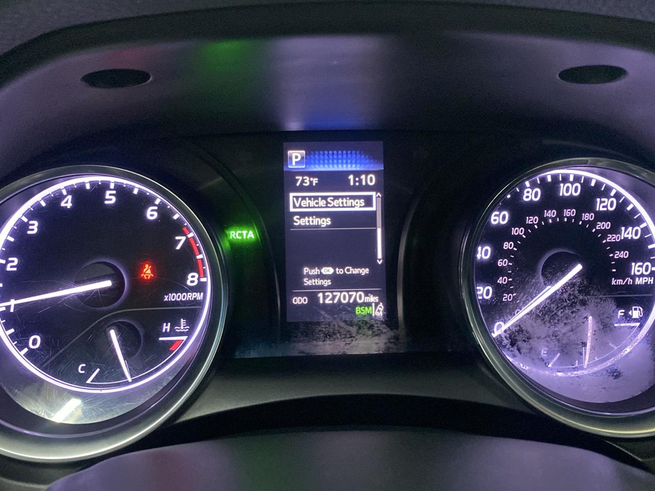 Toyota Camry SE Auto (Natl) 2020