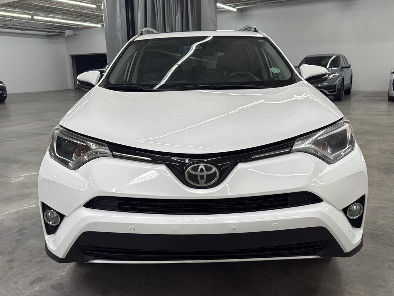 Toyota RAV4 AWD 4dr XLE (Natl) 2016