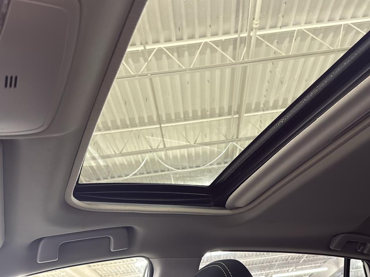 Toyota RAV4 AWD 4dr XLE (Natl) 2016