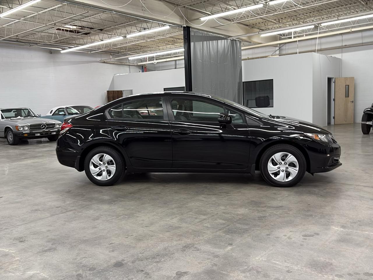 Honda Civic Sdn 4dr Auto LX 2013
