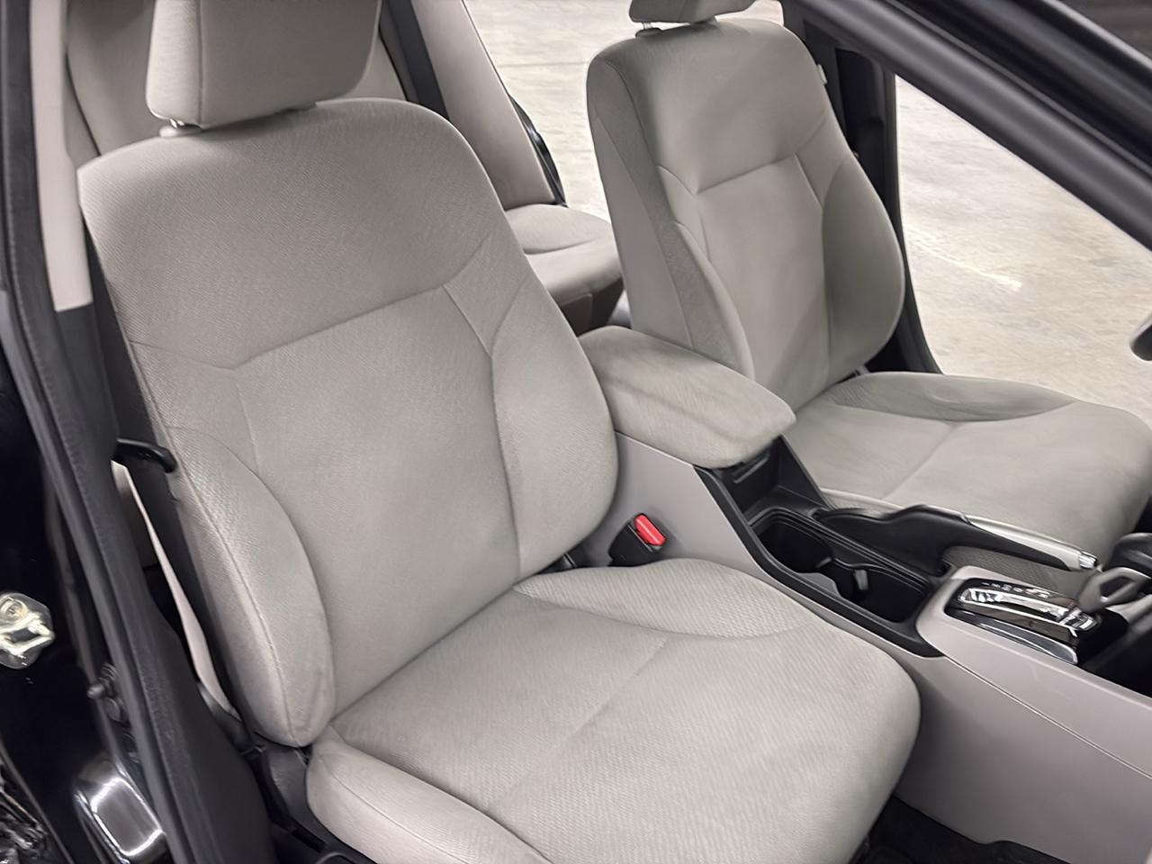 Honda Civic Sdn 4dr Auto LX 2013