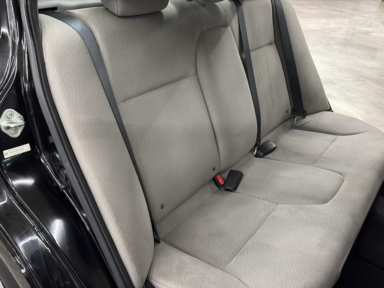 Honda Civic Sdn 4dr Auto LX 2013