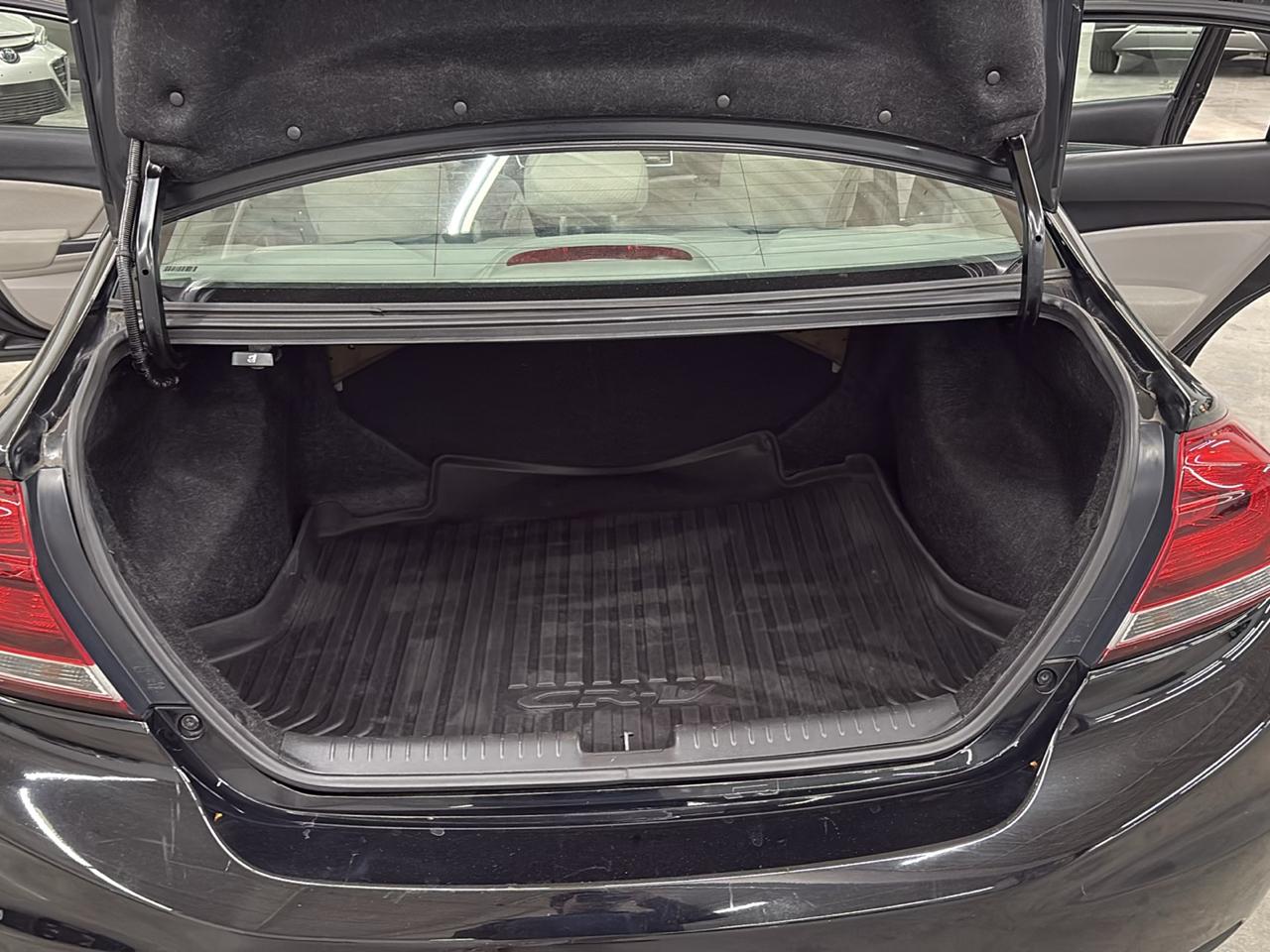 Honda Civic Sdn 4dr Auto LX 2013