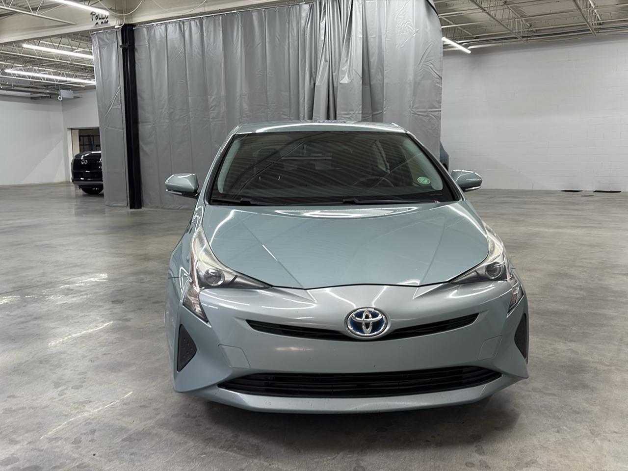 Toyota Prius 5dr HB Three Touring (Natl) 2016