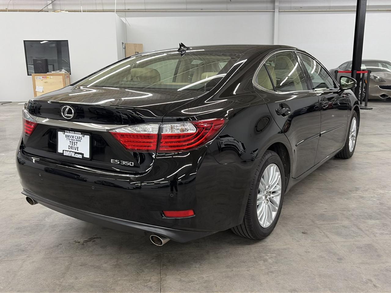 Lexus ES 350 4dr Sdn 2013