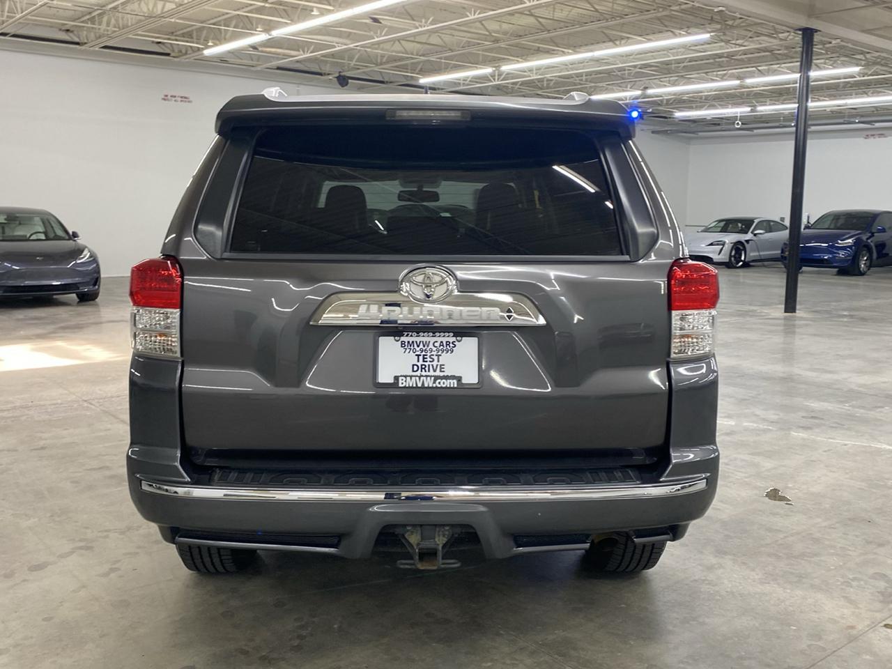 Toyota 4Runner photo 11
