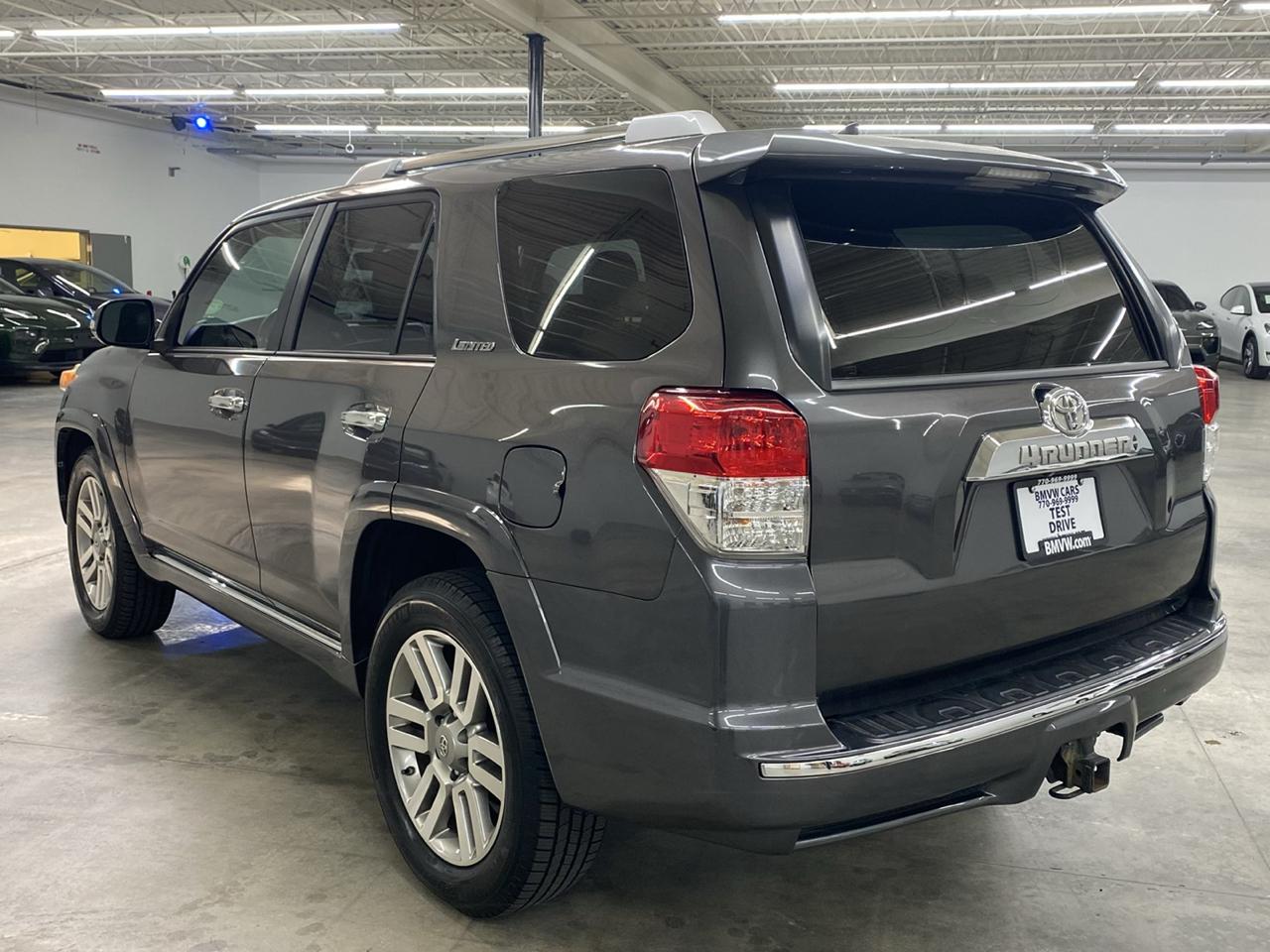 Toyota 4Runner photo 12