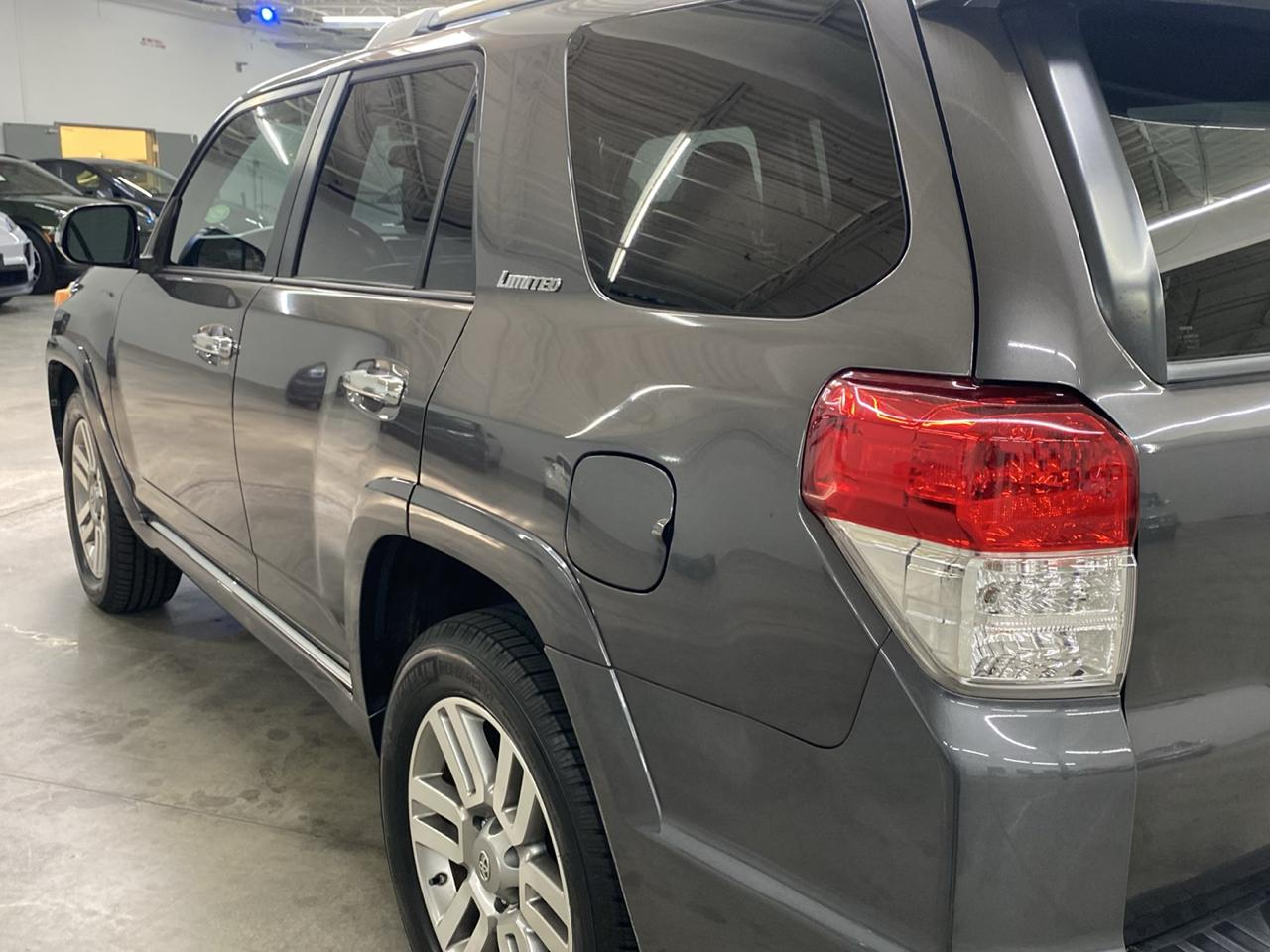Toyota 4Runner photo 13