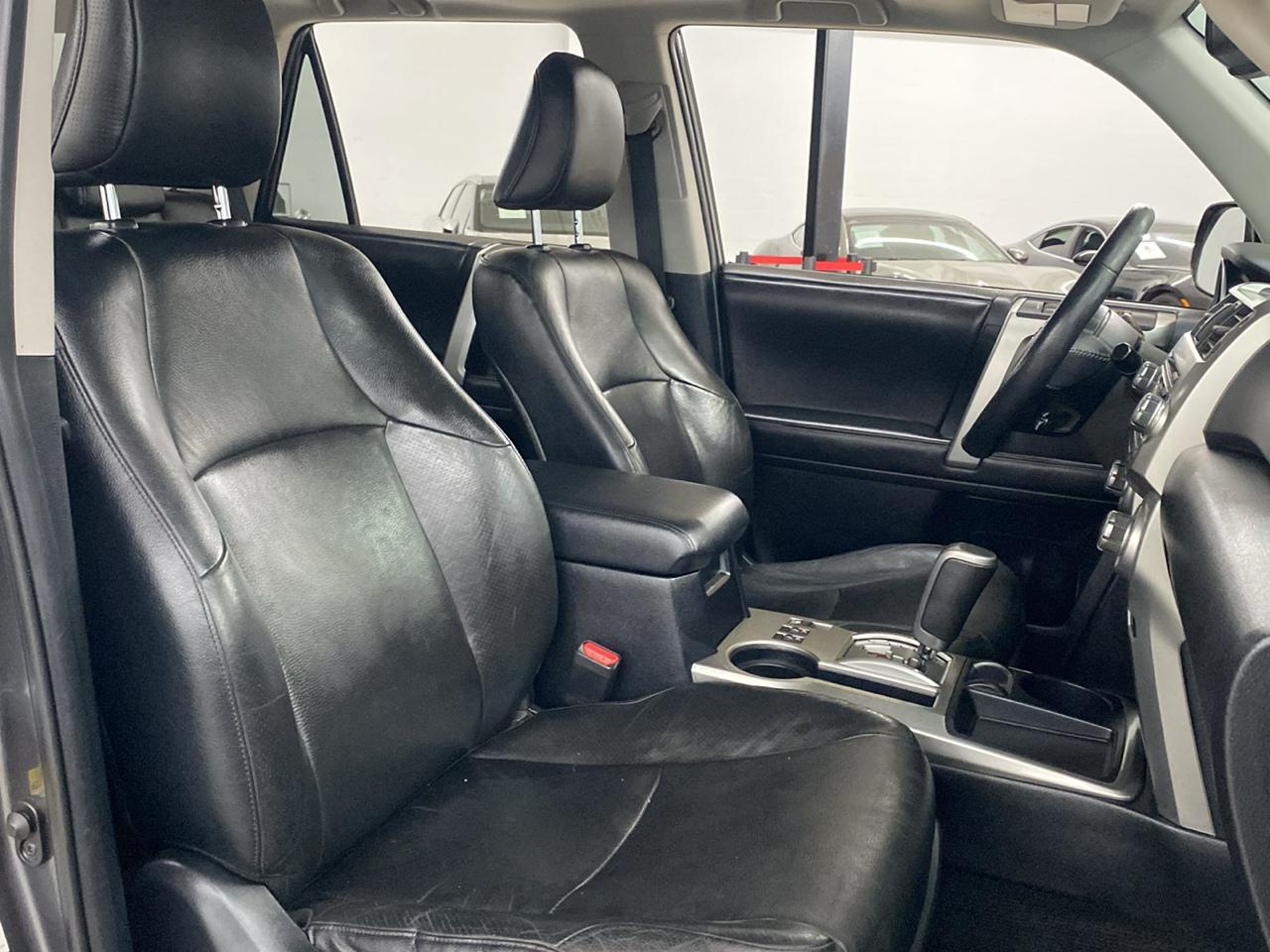Toyota 4Runner photo 16