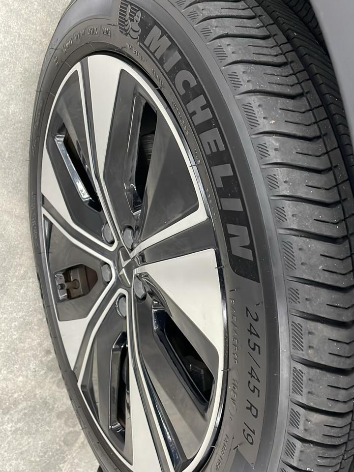 Polestar 2 Long Range Dual Motor 2024