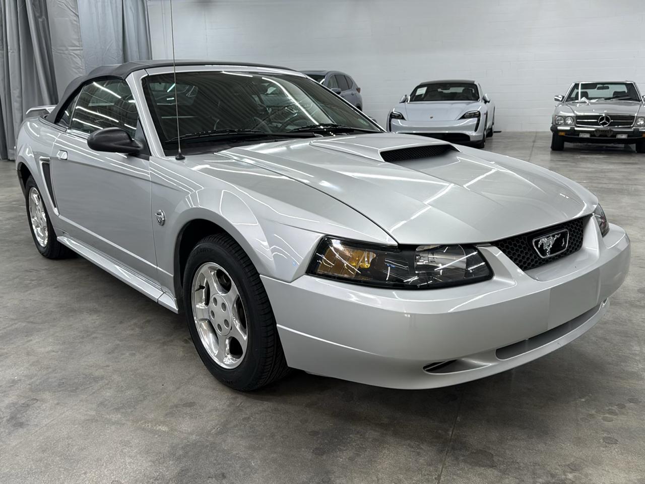 Ford Mustang 2dr Conv Premium 2004
