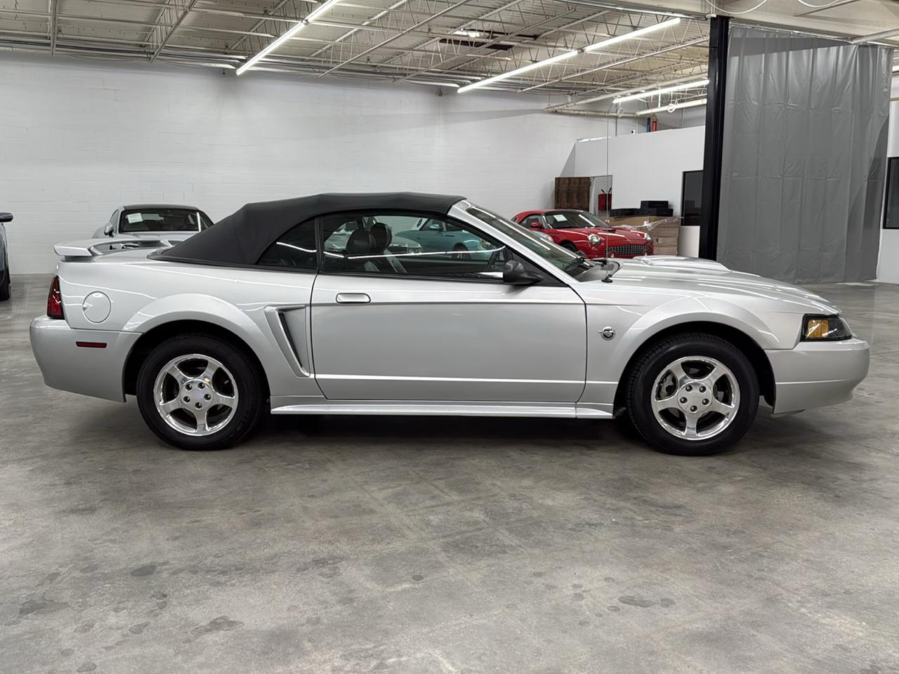 Ford Mustang 2dr Conv Premium 2004