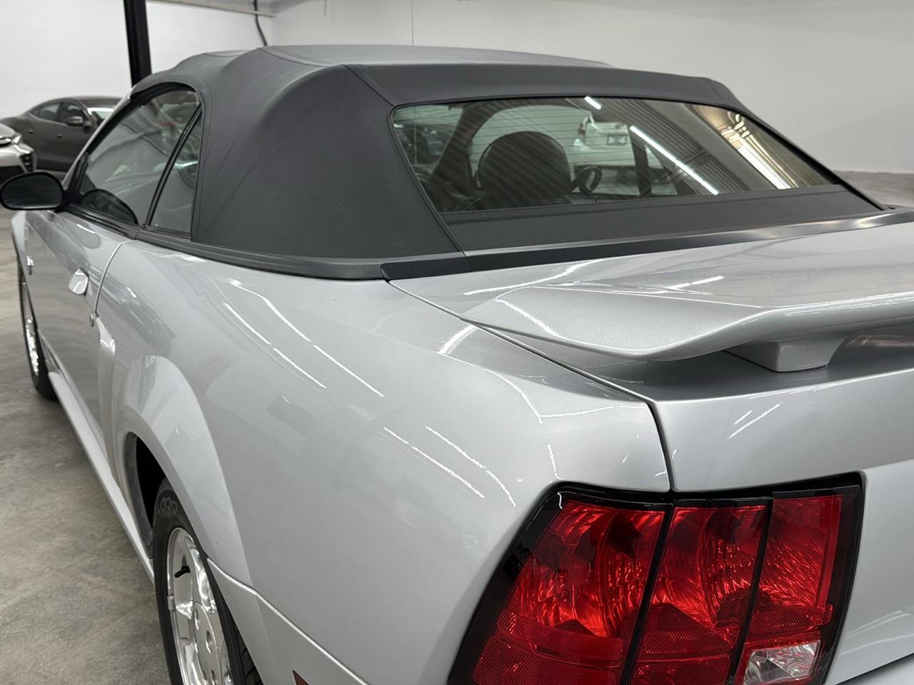 Ford Mustang 2dr Conv Premium 2004