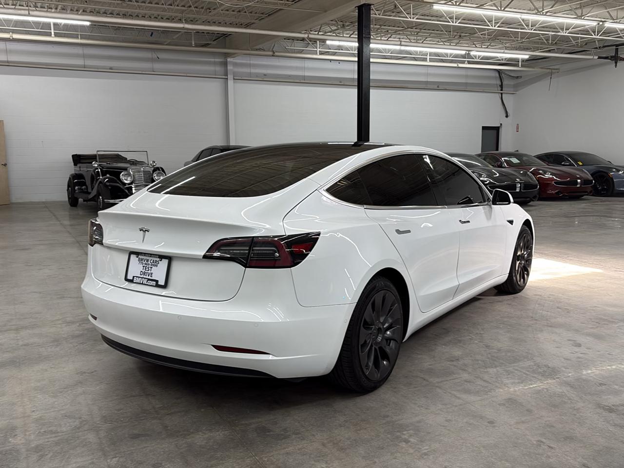 Tesla Model 3 Standard Range RWD 2020