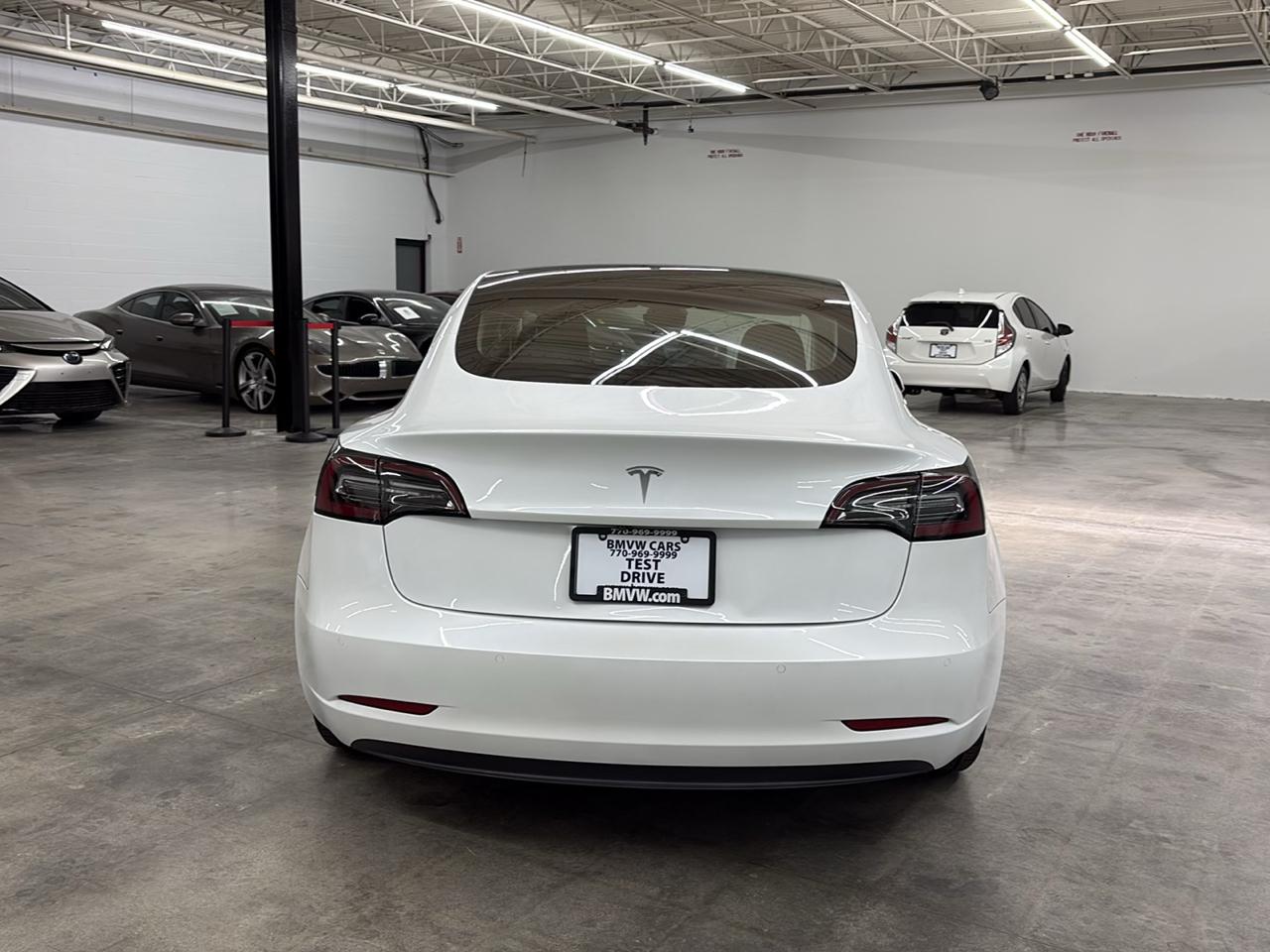 Tesla Model 3 Standard Range RWD 2020
