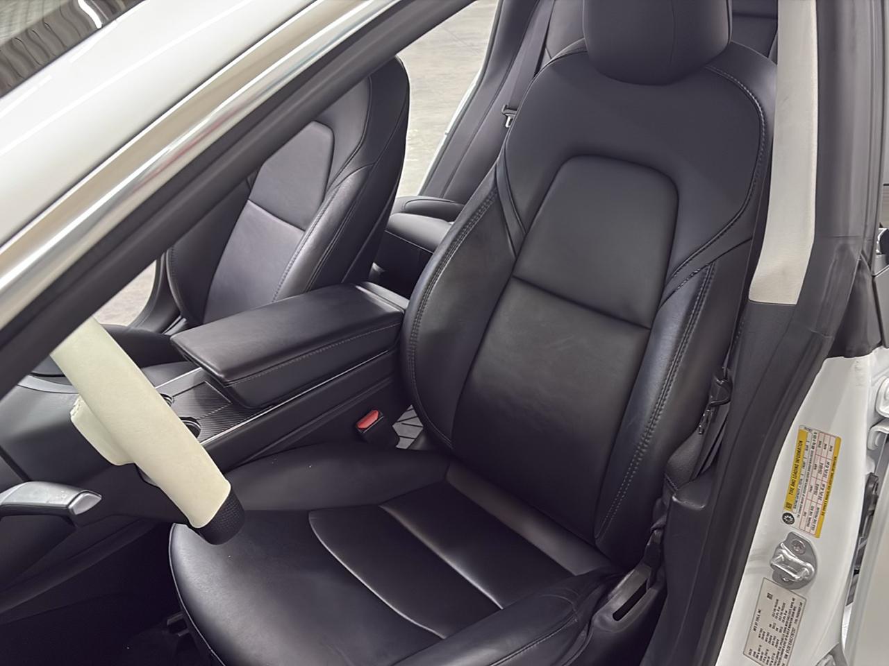 Tesla Model 3 Standard Range RWD 2020