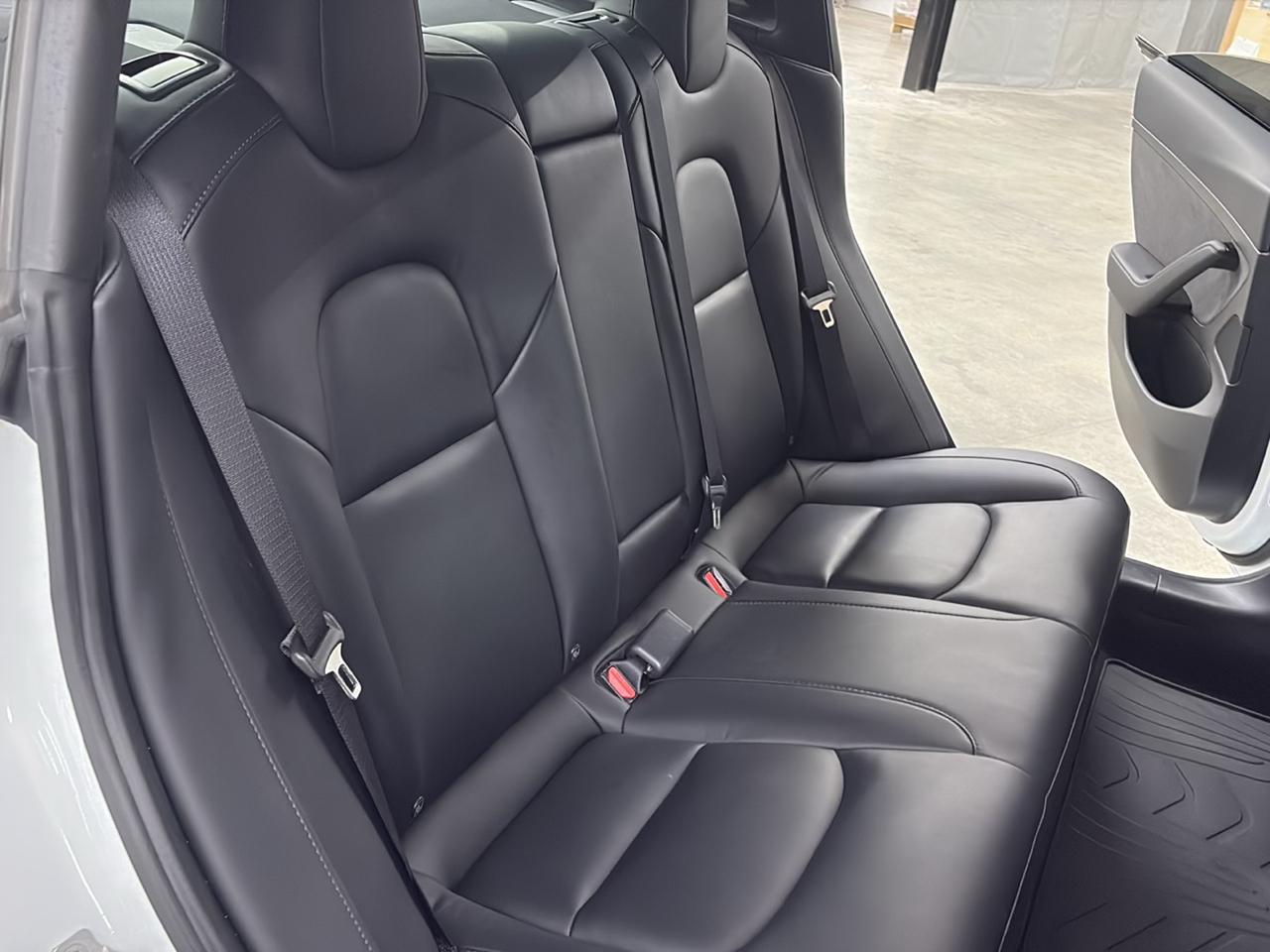 Tesla Model 3 Standard Range RWD 2020
