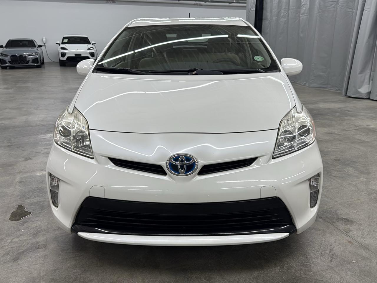 Toyota Prius Two 2015