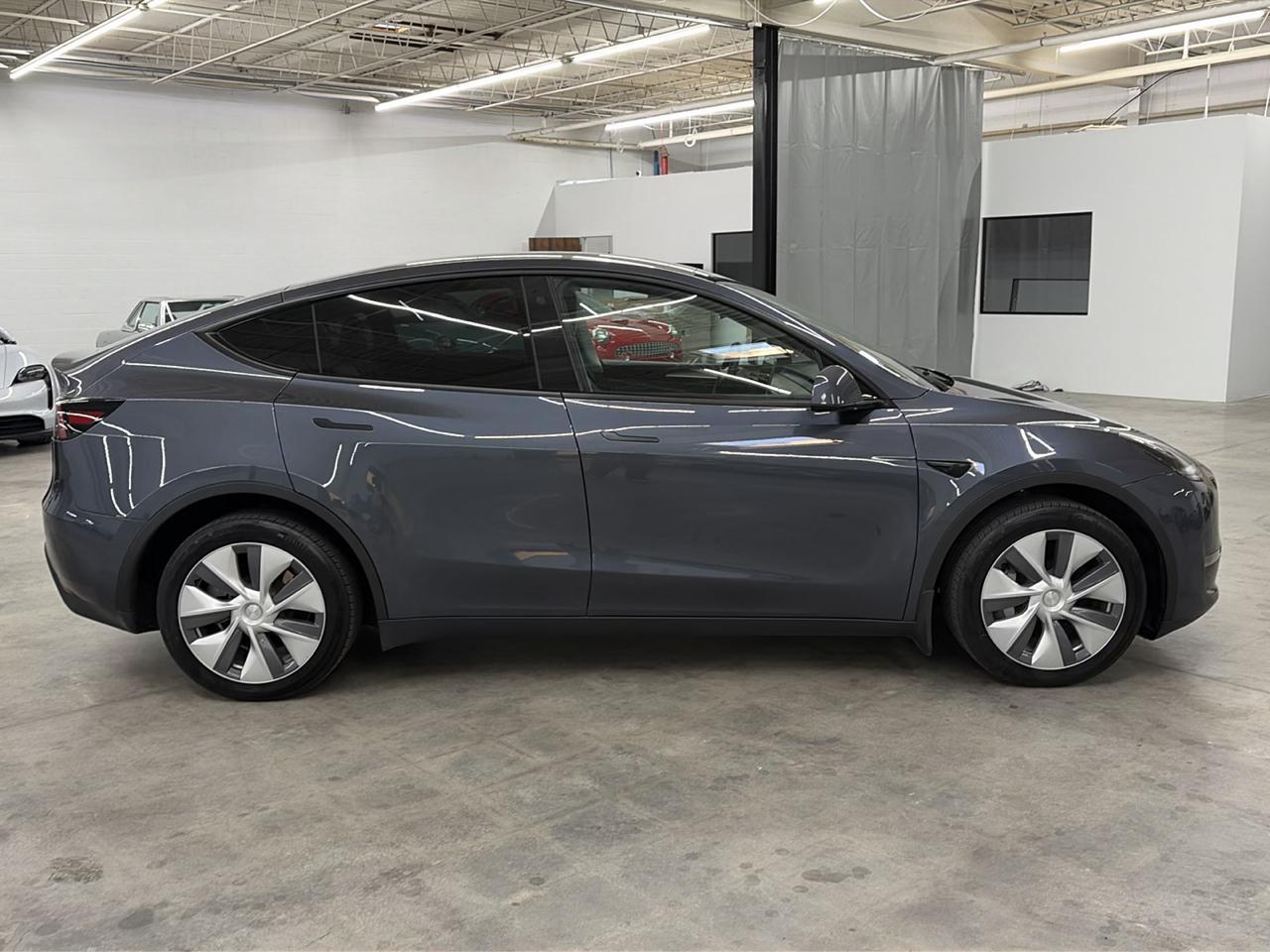 Tesla Model Y Long Range AWD 2023