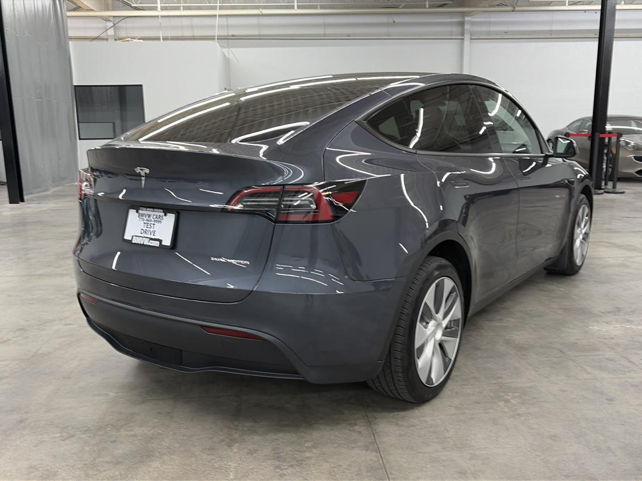Tesla Model Y Long Range AWD 2023