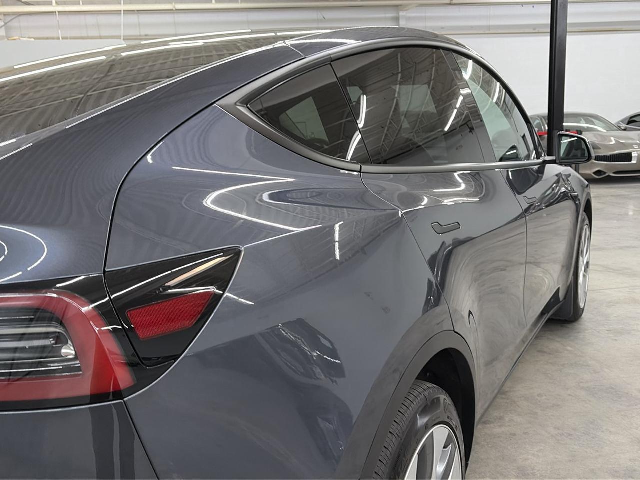 Tesla Model Y Long Range AWD 2023
