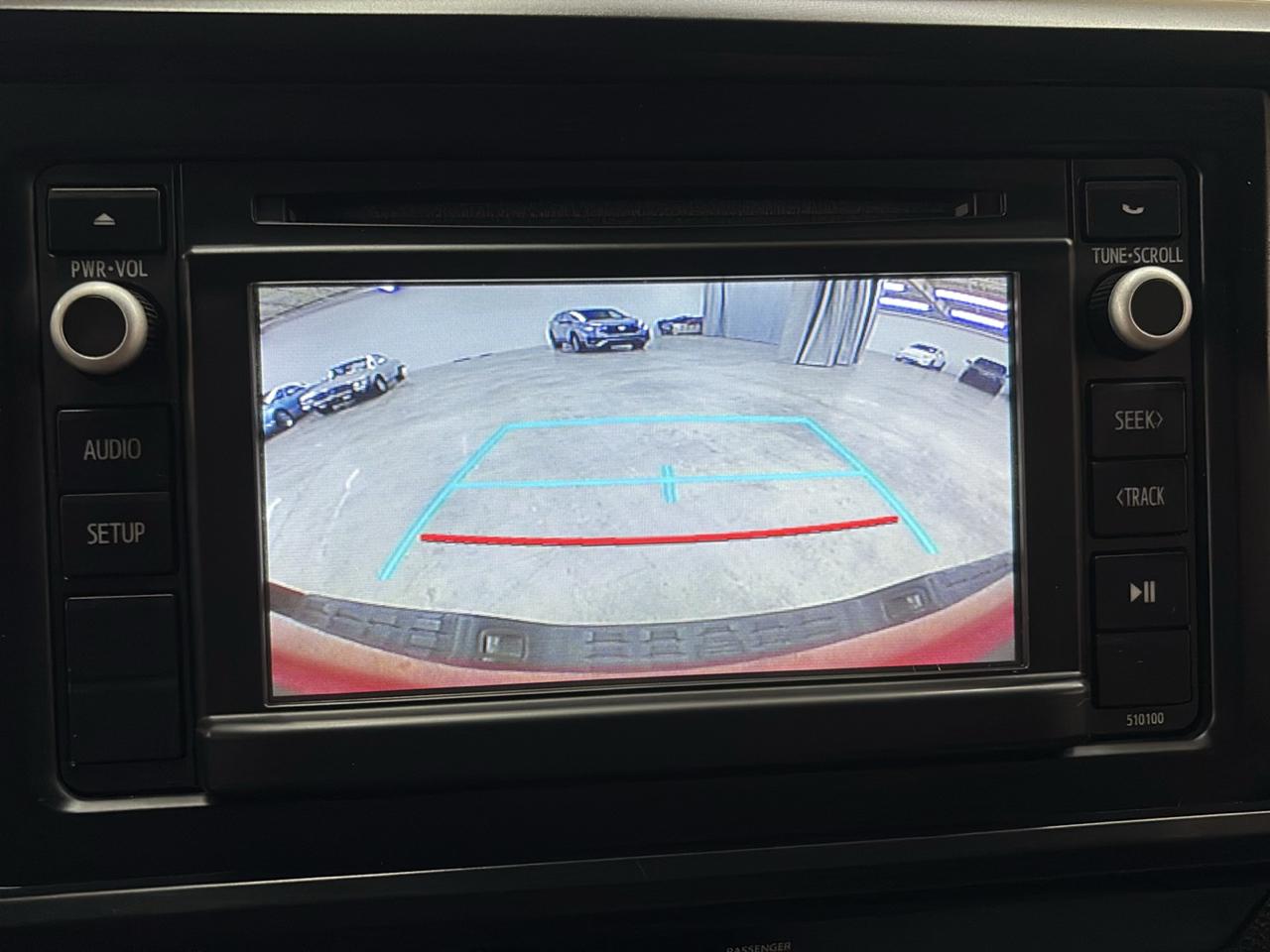 Toyota Tacoma SR5 Access Cab 6' Bed I4 4x2 AT (Natl) 2017
