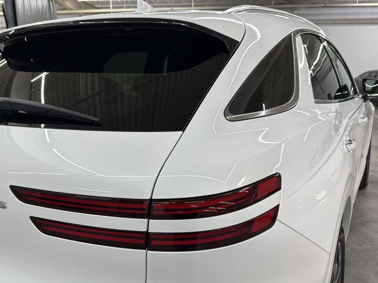 Genesis Electrified GV70 19" AWD 2026