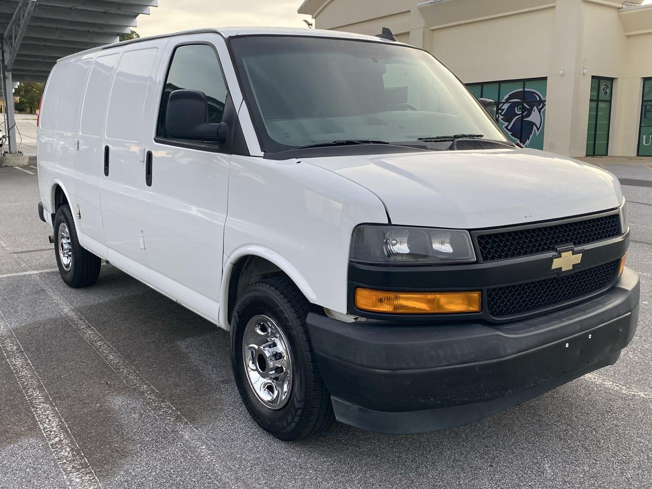 Chevrolet Express Cargo Van RWD 2500 135" 2018